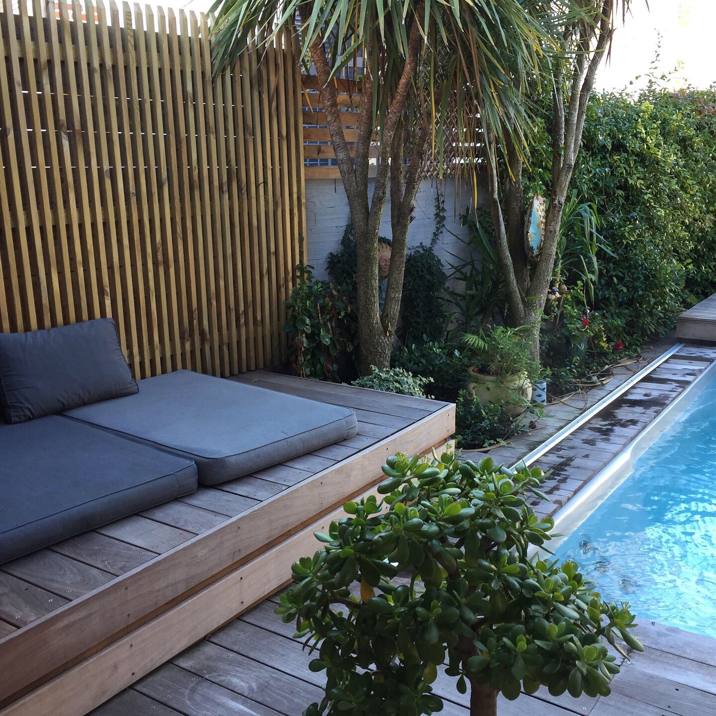 solarium-location-saisonniere-Arcachon-vacances-villa-louer-maison-BassindArcachon-piscine-detente-famille-plage-port-terrasses-dune-pilat-chambres-prestige-sejour.jpg