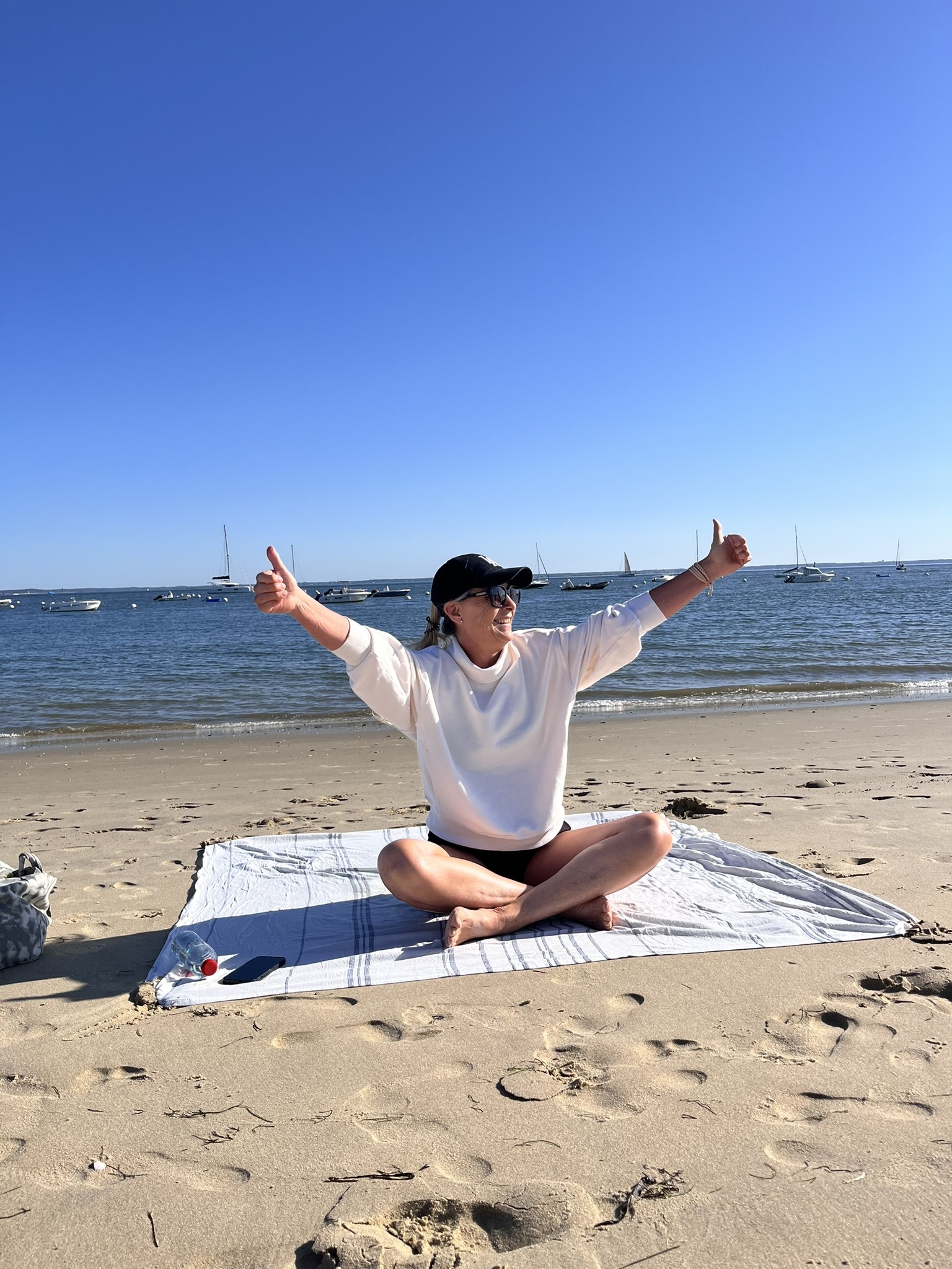 yoga-zen-location-saisonniere-Arcachon-vacances-villa-louer-maison-BassindArcachon-piscine-detente-famille-plage-port-terrasses-dune-pilat-chambres-prestige.JPEG